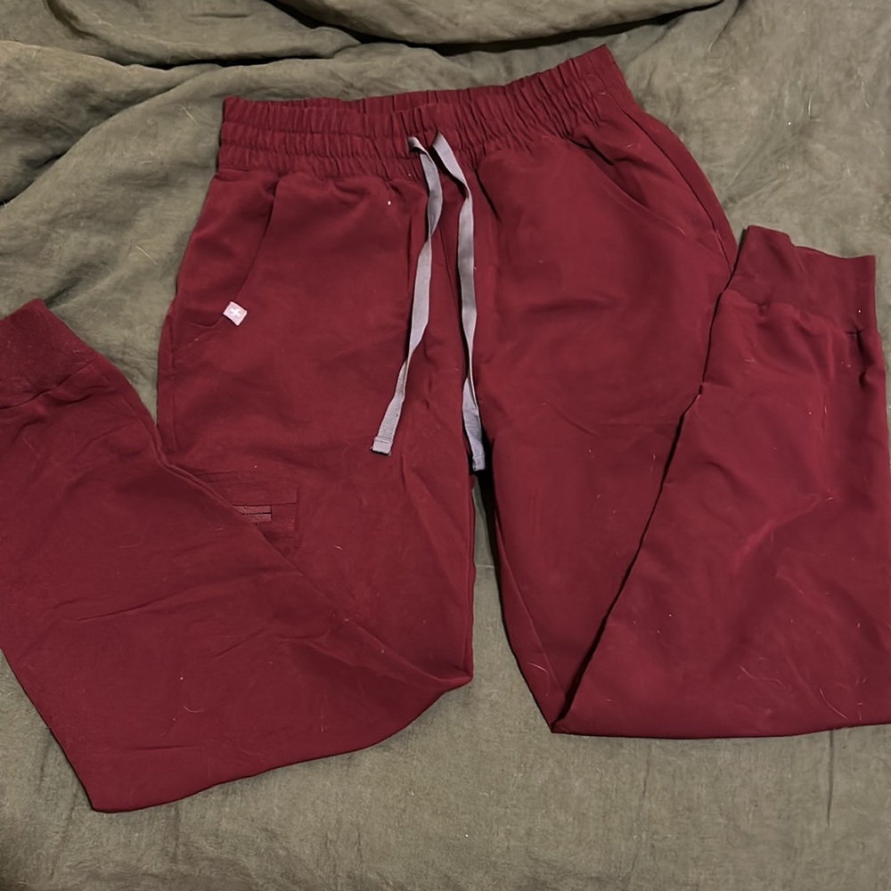 Figs Burgundy Scrubs - Picture 3 of 5